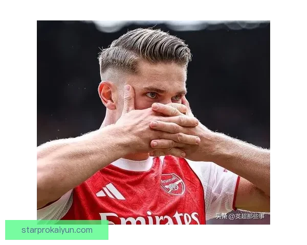 穆尼奥斯本赛季在英超表现稳健，防守端发挥稳定